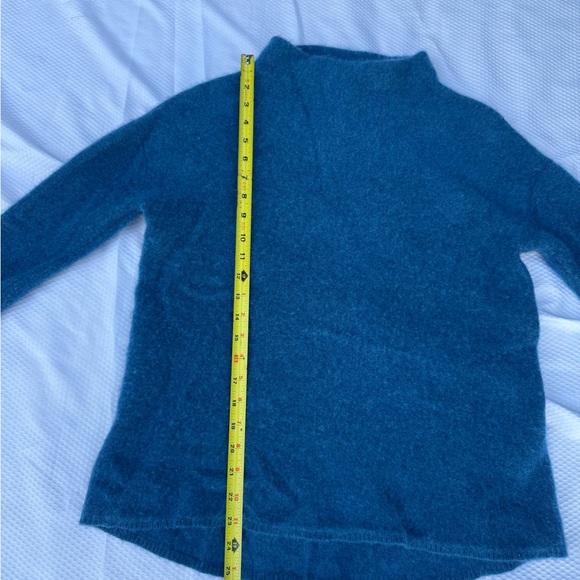 Bloomingdale's Teal Turtleneck Sweater ,CASHMERE. - Picture 3 of 6